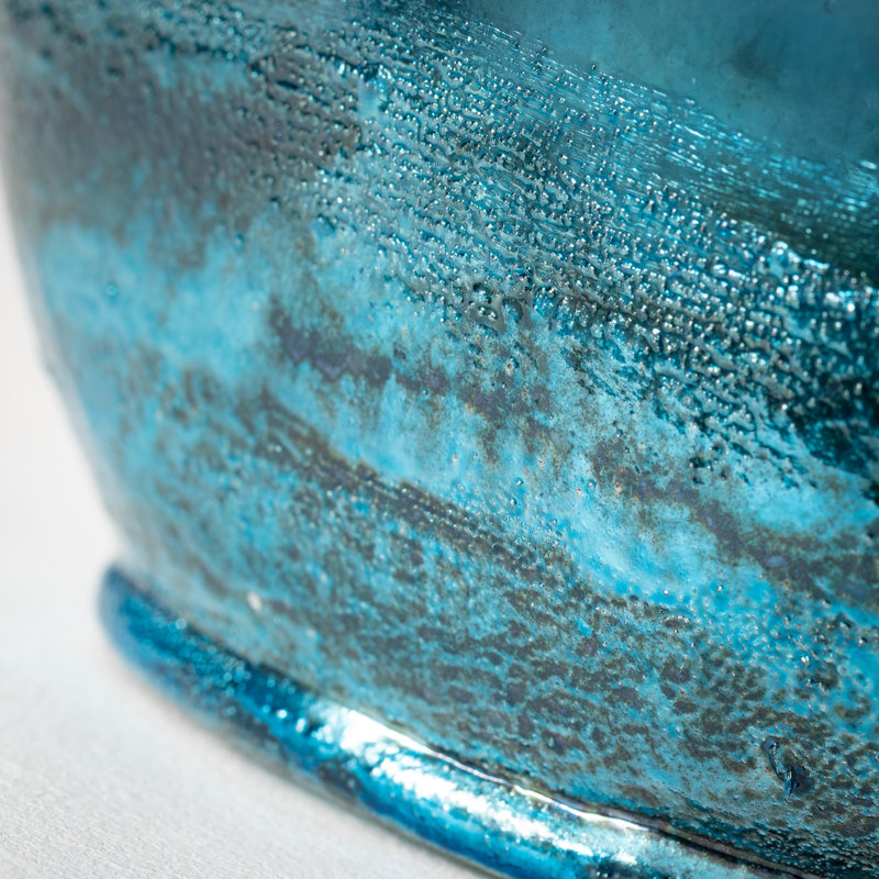 Vase en verre poli