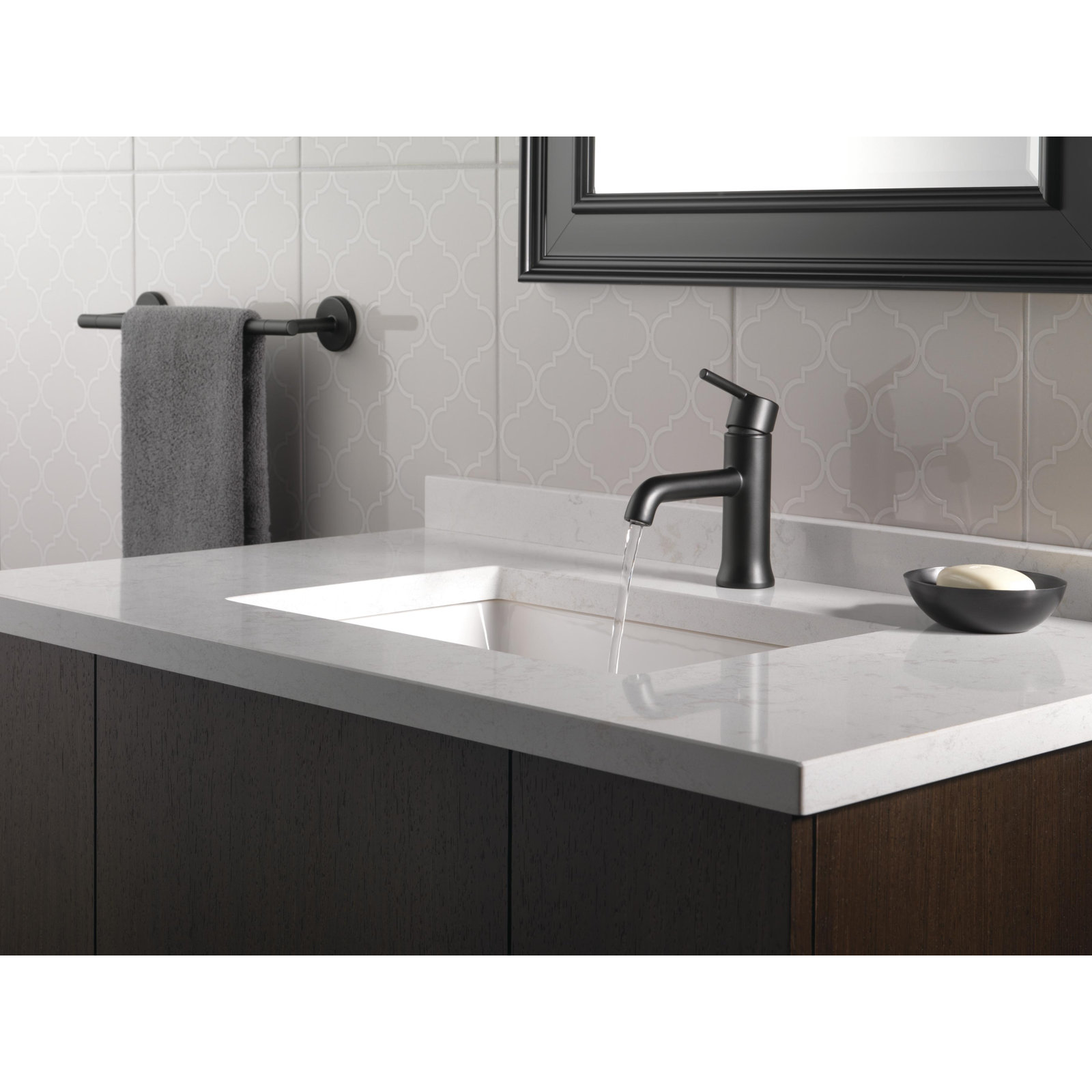 Trinsic Single-Hole Bathroom Faucet, Matte Black