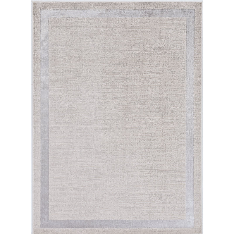 Iyiana Indoor Rug, Rectangle 3'3" x 4'11"