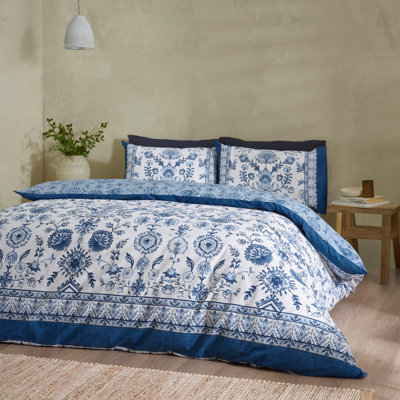 Zoukara Floral Reversible Duvet Cover Set