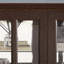 Armoire de rangement antique avec tablettes réglables et stylo