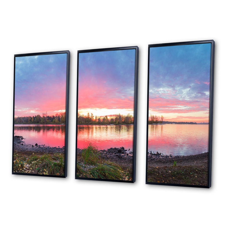 «Beautiful Fall Sunrise over River», photographie sur toile flottante 3 pièces, H 20 po x l 36 po x P 1 po, Cadre noir