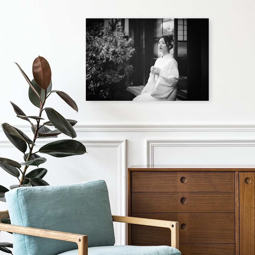 Elegant Kimono Serenity Classic Delicate Elegant Portrait Architecture Wall Art Print