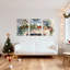 Ensemble de 3 tableaux sur toile tendue représentant un motif de houx et de pin pour le foyer, sur le thème de Noël.-121088590