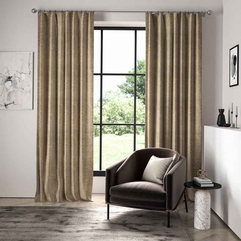 Triadic Fabric, Clay