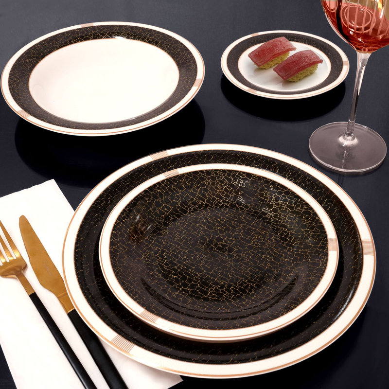 Soupière en porcelaine tendre Normand