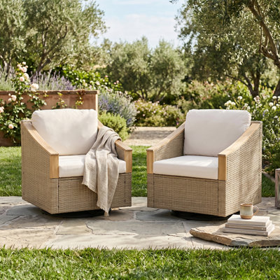 2-piece Outdoor Rattan Swivel Chairs With Cushions
