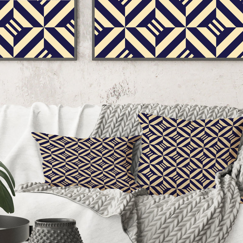Coussin décoratif à motif géométrique rayé beige et noir