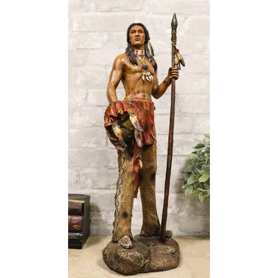 Figurines & Sculptures