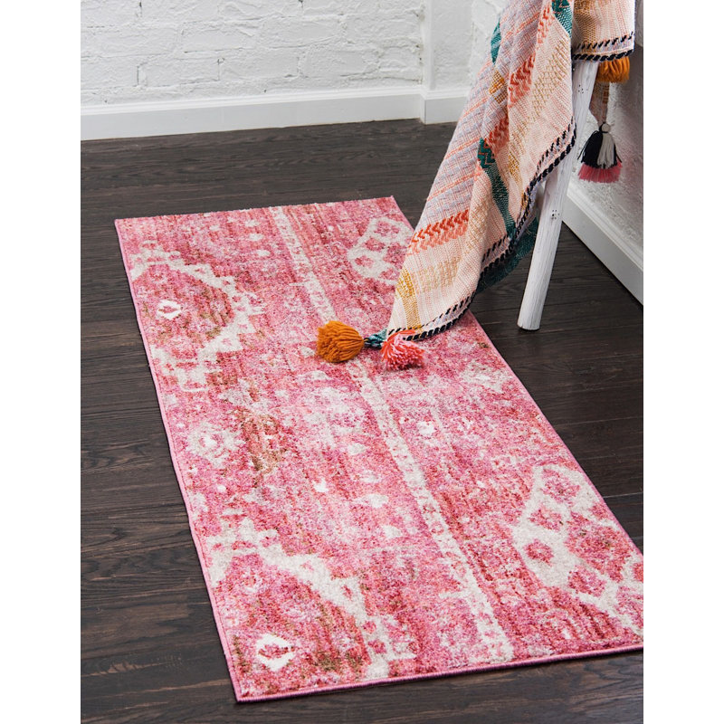 Geometric Indoor Rug, Runner 2'7" x 8'2"