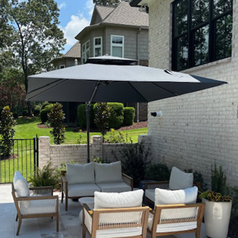 Parasol inclinable 132 po, Gris