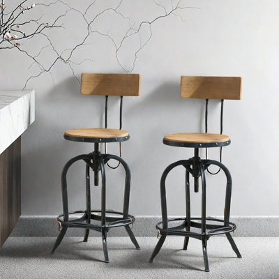Juventino Barstool With Fir Wood