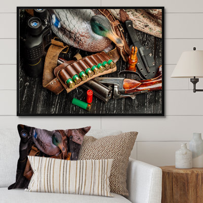 " Hunting Equipment "