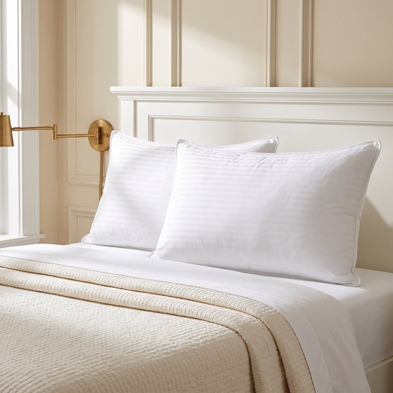 Oreiller de luxe luxueux à refroidissement alternatif avec support moelleux en fibre de satin à rayures, Très grand lit