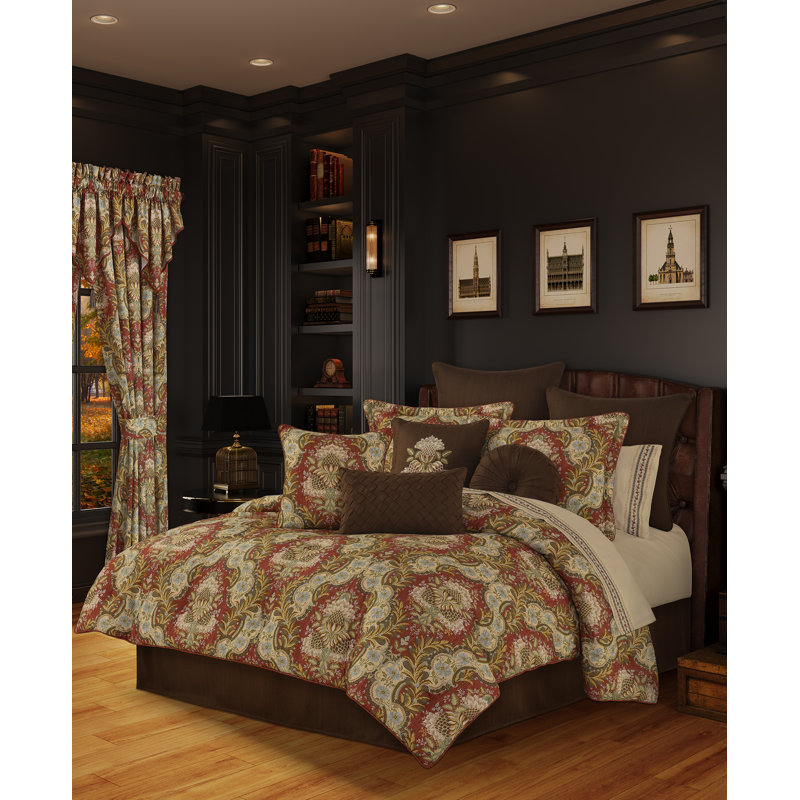 Sayre King 4Pc. Comforter Set, King Comforter + 2 King Shams