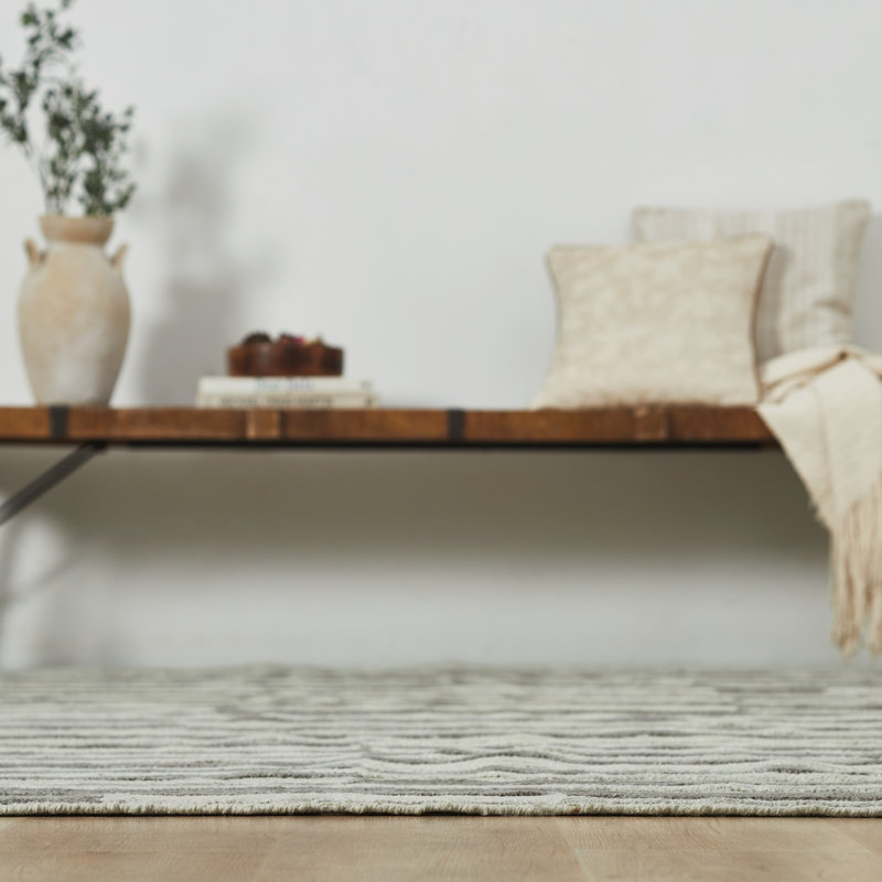 Tapis intérieur/extérieur Liora à rayures superposées grises, 7'6" x 9'6"
