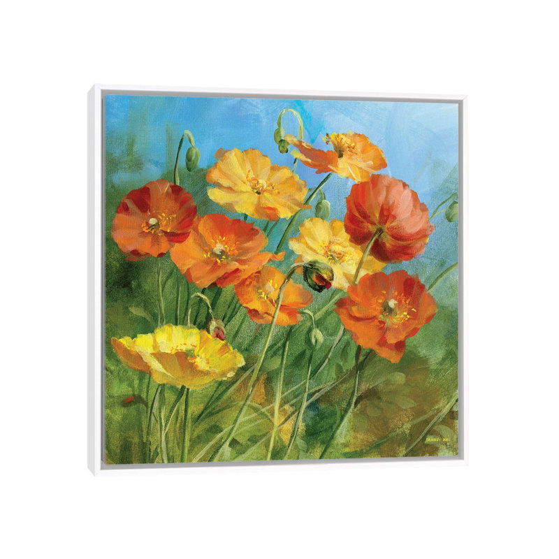 «Summer Field IV» par Danhui Nai - reproduction d'art, H 26 po x l 26 po x P 1,5 po, Toile blanche encadrée, Aucun mat