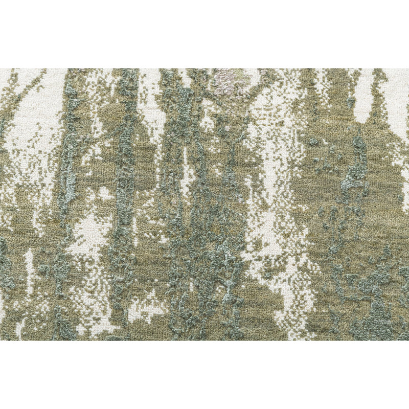 Handmade Silk and Wool Area Rug, Rectangle 5' x 8'