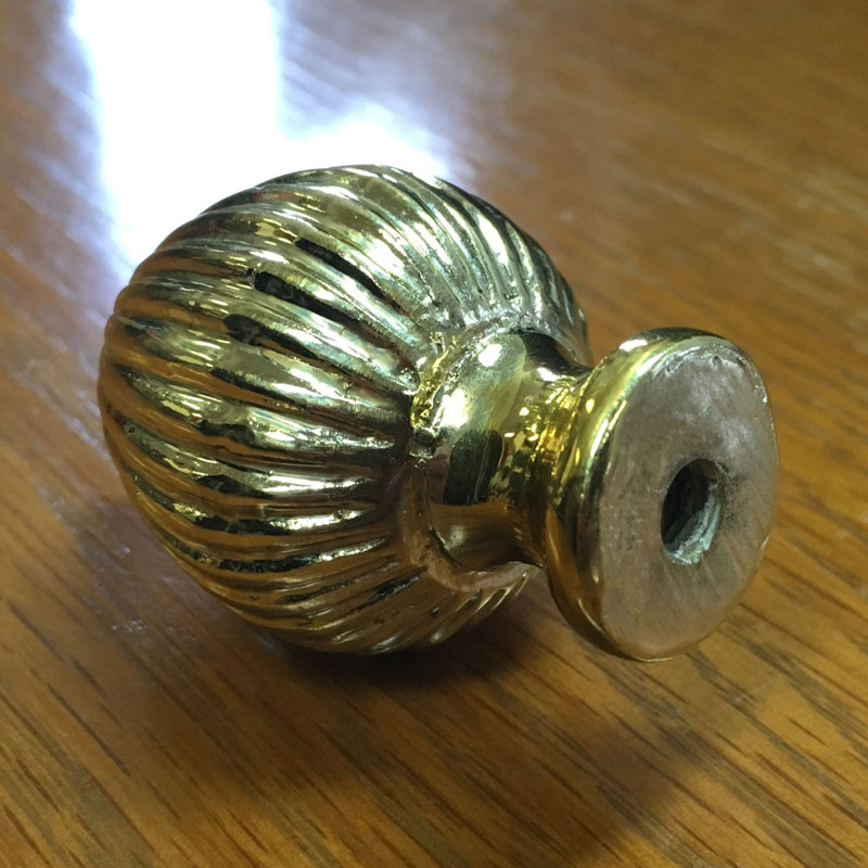 Faîteau lampe à poires à côtes, Laiton poli