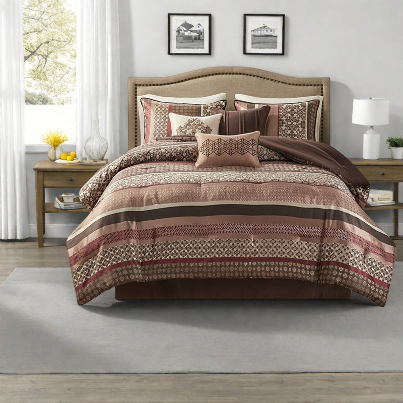 Ensemble de literie élégant 7 pièces, en polyester hypoallergénique, de style jacquard traditionnel pour la chambre du très grand lit