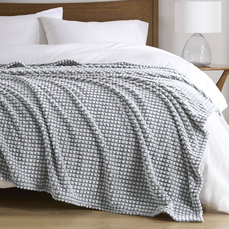 Couverture luxueuse en polyester luxueuse et confortable, utilisation moderne toutes saisons