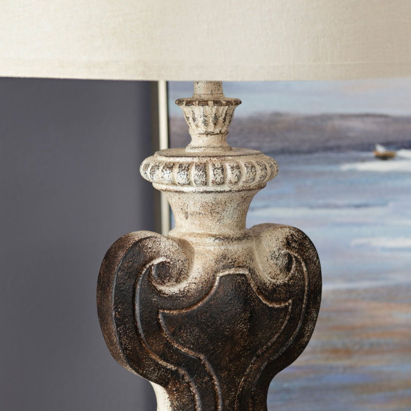 Lampe de table en résine Brihanna