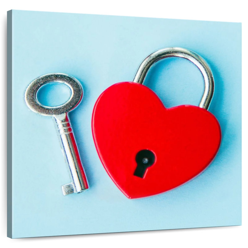 Hardie Heart Padlock And Key, 33'' H x 33'' W