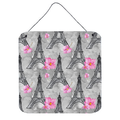 Wall Decor on Metal