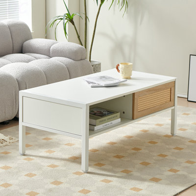 Table basse de 40,16 po en rotin, porte coulissante pour rangement, pieds en métal, table de salon moderne, blanc, table