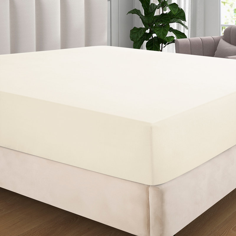 Extra Deep Pocket Microfiber Solid Fitted Sheet, King, Cream