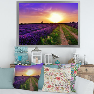 «Lavender Field At Dawn II», reproduction sur toile encadrée