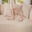 Canapé modulaire en forme de L Boneless avec méridienne incurvée, canapé modulaire en chenille beige blanc, mousse à haute densité 30D, canapé-lit modulaire minimaliste pour le salon.-841485787