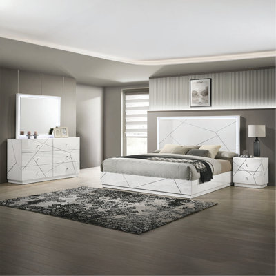 Manhattan Queen 4-Piece Bedroom Set – Modern Design, Geometric Accents, And LED Lighting