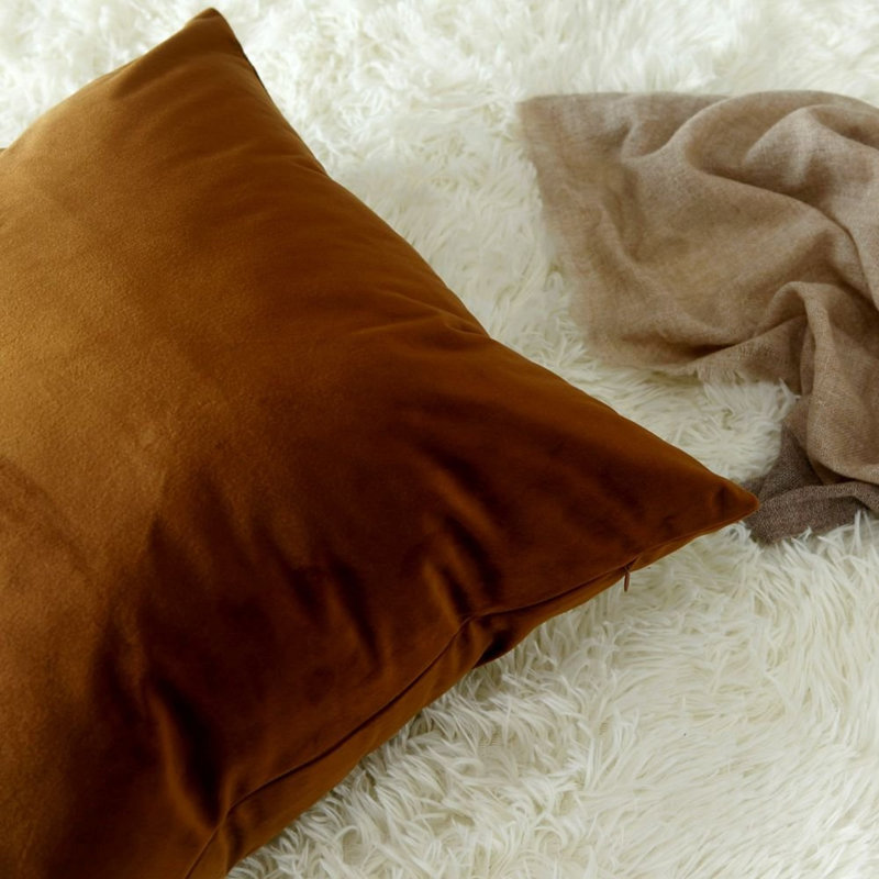 Housse de coussin en velours uni, Brun, H 12 po x l 20 po