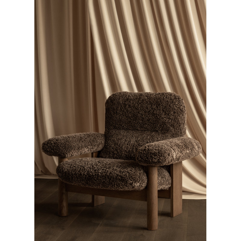 Brasilia Lounge Chair, Sheepskin Root, Walnut