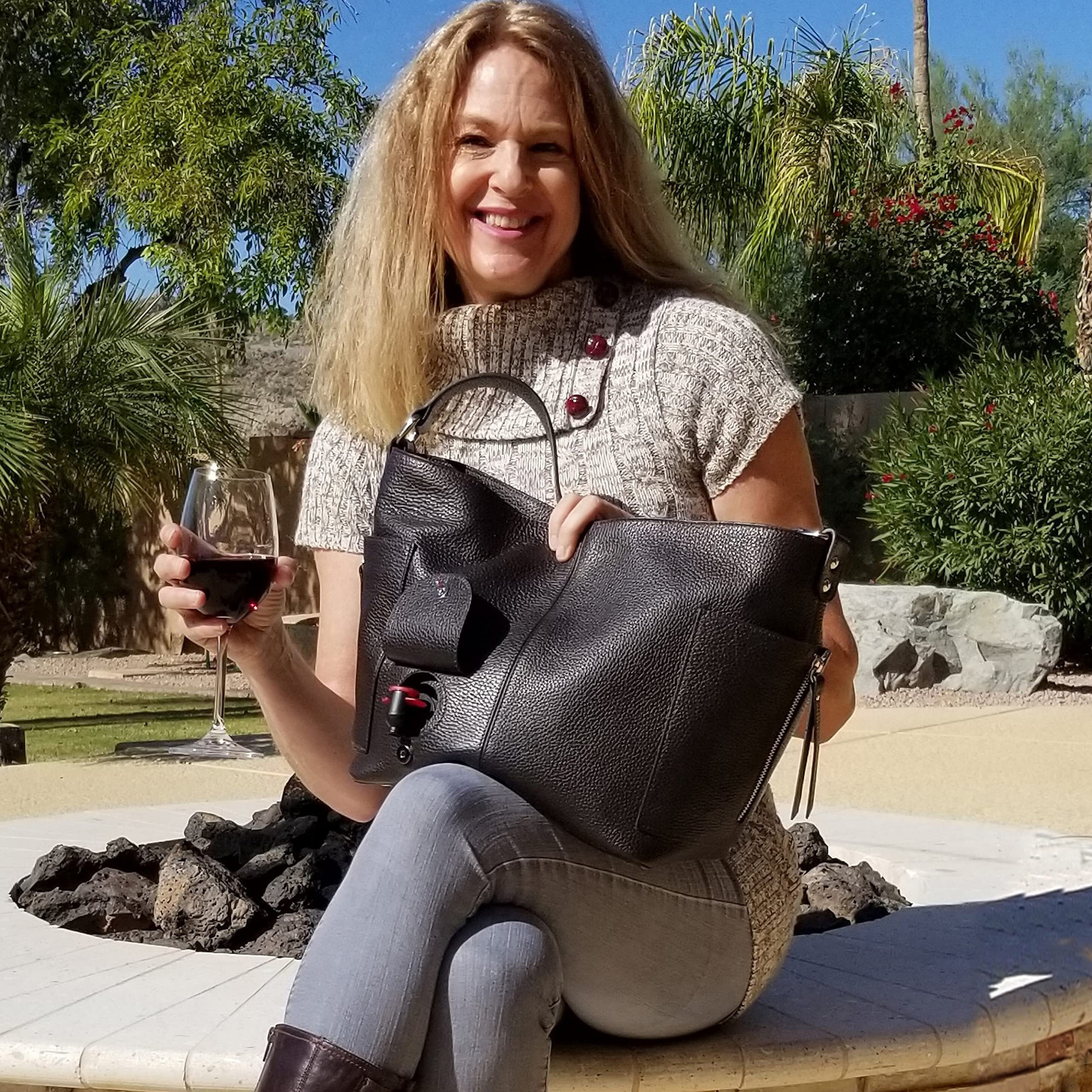 PortoVino Beach City Wine Tote with Hidden, Leakproof & Insulated  Compartment, Holds 2 - Walmart.com