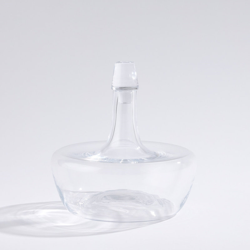 Glass Deacanter, 84 fl oz