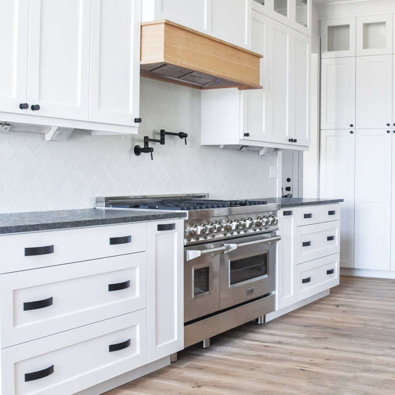46" 700 CFM Ducted Insert Range Hood in Brushed 430 Stainless Steel
