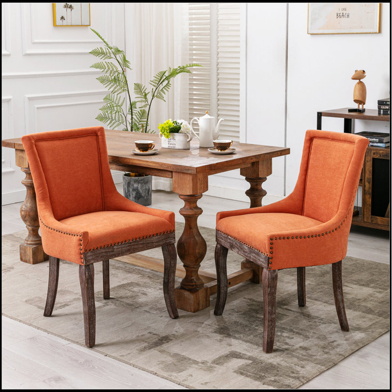 Ensemble de 2 chaises de salle à manger confortables en tissu épaissi avec pieds en bois massif et garniture cloutée en bronze
