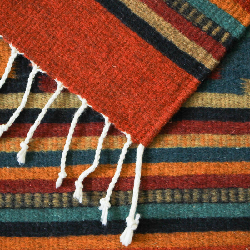 Tapis rouge en laine noué à la main Mckillip Frets and Diamonds