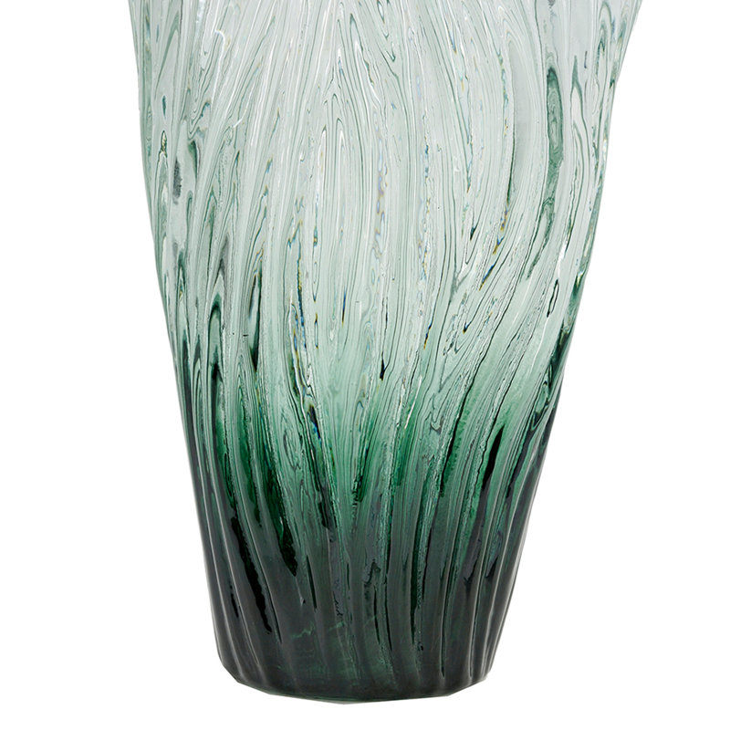 Vase au design contemporain, H 9,8 po x l 6,3 po x P 3,5 po