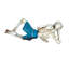 Figurine de squelette allongé en résine blanc cassé, style gothique côtier, vêtue d'un maillot de bain turquoise, 23 cm de large