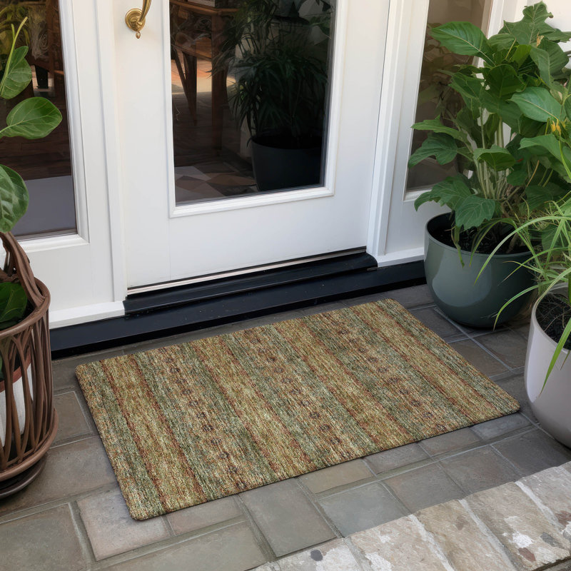 Everlee Washable Floral Indoor / Outdoor Rug, Rectangle 1'8" x 2'6"