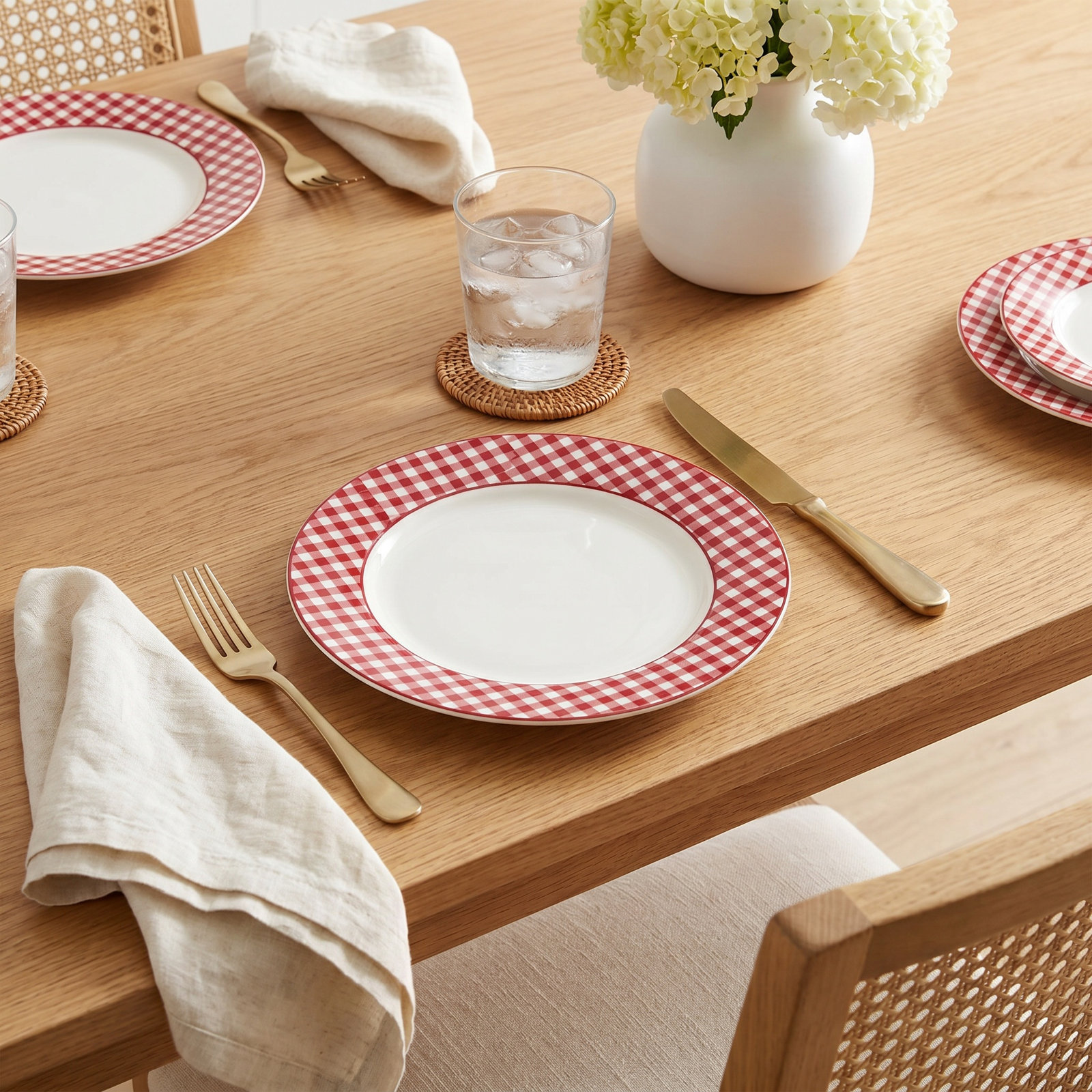 Gingham Red 11" Porcelain Dinner Plate