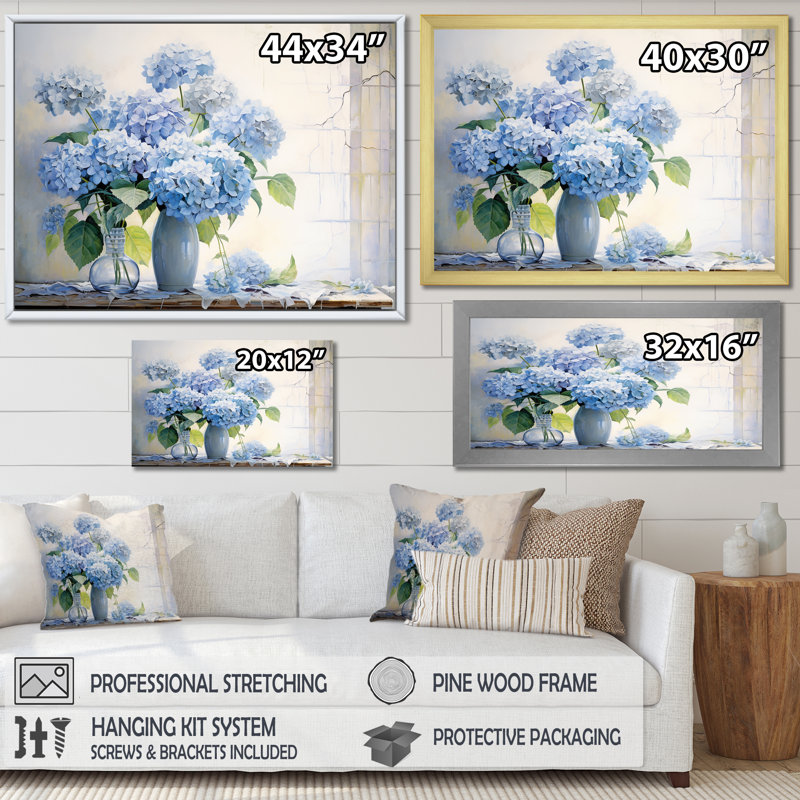 «Blue Hydrangea Farmhouse Still Life - Hydrangea», reproduction d'art sur toile, H 34 po x l 44 po x P 1,5 po, Toile tendue