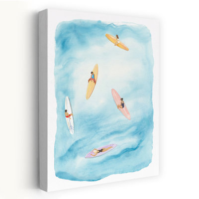 Surfeurs flottant dans des eaux tranquilles, art mural côtier abstrait