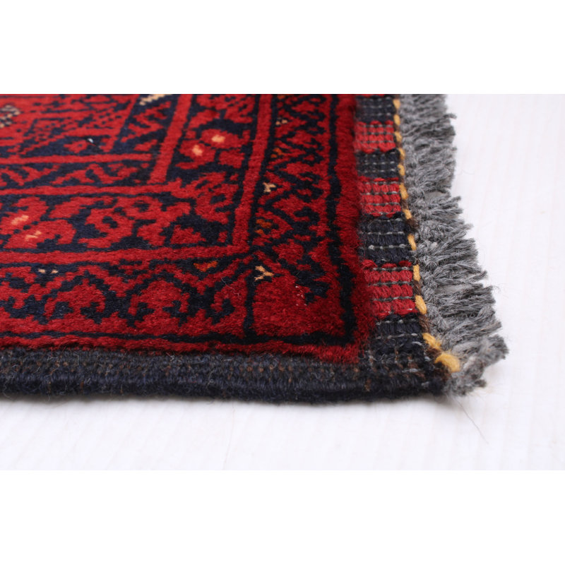Tapis rouge 4 pi 10 po x 6 pi 6 po Finest Khal