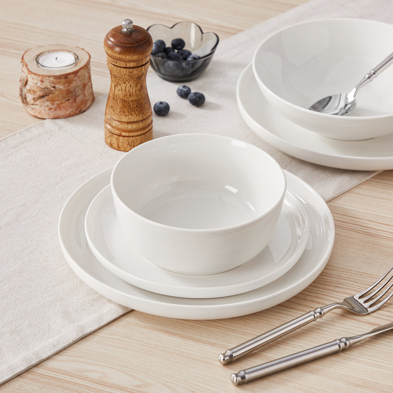 18-Piece Ceramic Dinnerware Set, White