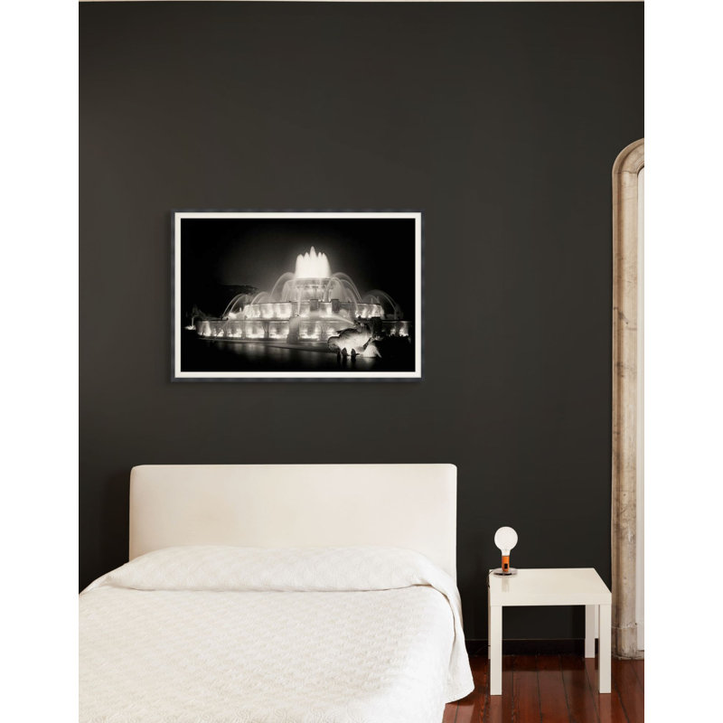 Fontaine 1 Print, 21.75" H x 30.75" W