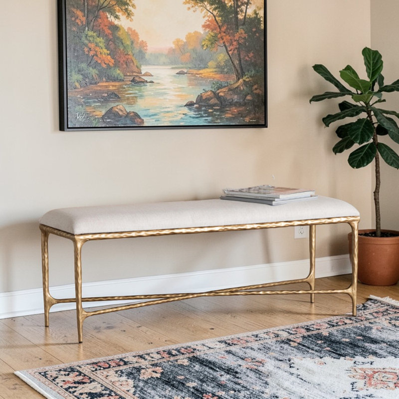 Banc rembourré avec structure en métal forgé à la main Eviana